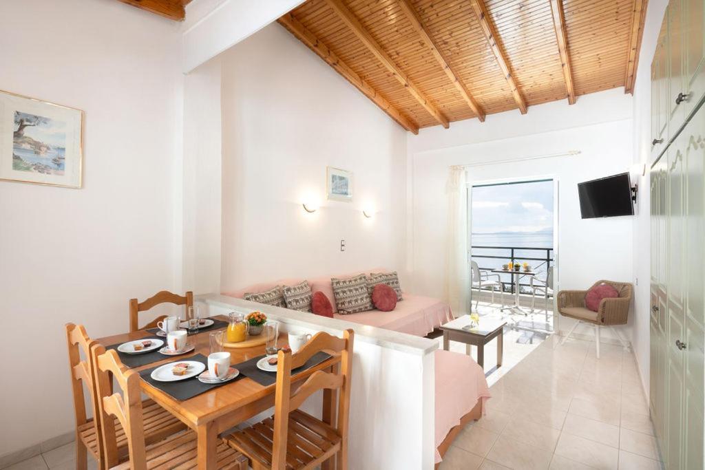 Nissaki Sea View Apartments Ниссаки Экстерьер фото